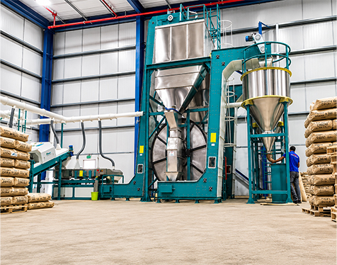 Srinath Industrial Rotary Drum Blender for Gentle Product Mixing